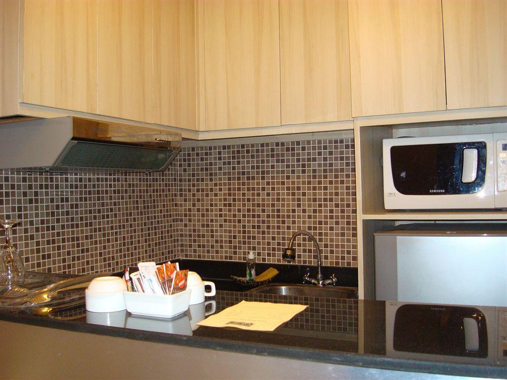 Ap Suite Apartment Kuta Lombok Exteriér fotografie