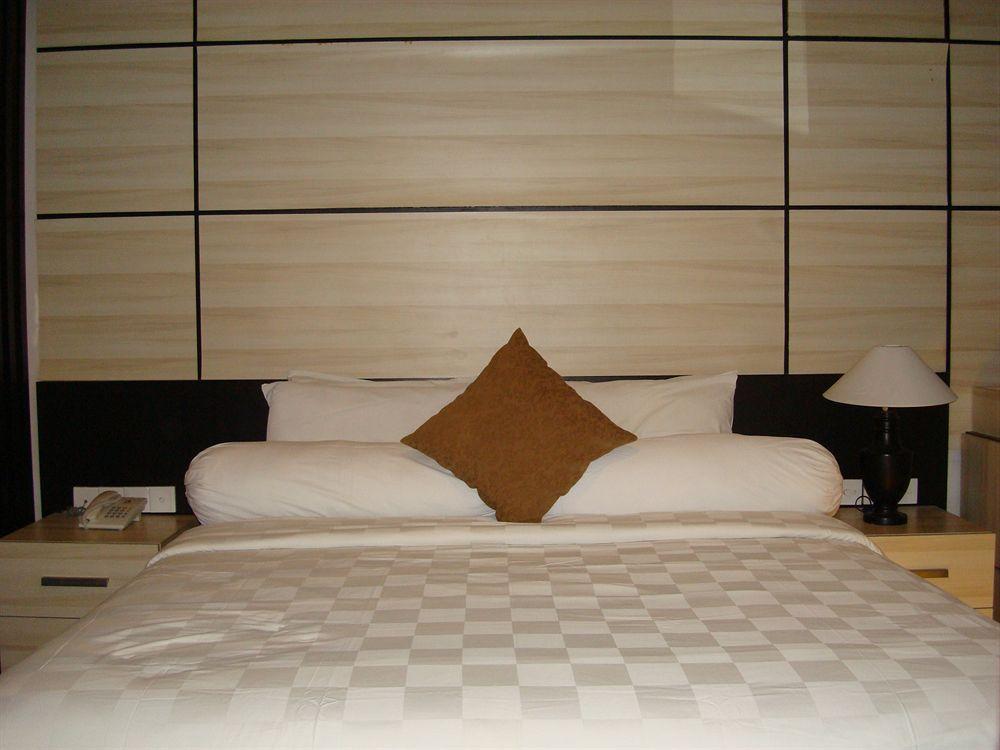 Ap Suite Apartment Kuta Lombok Exteriér fotografie