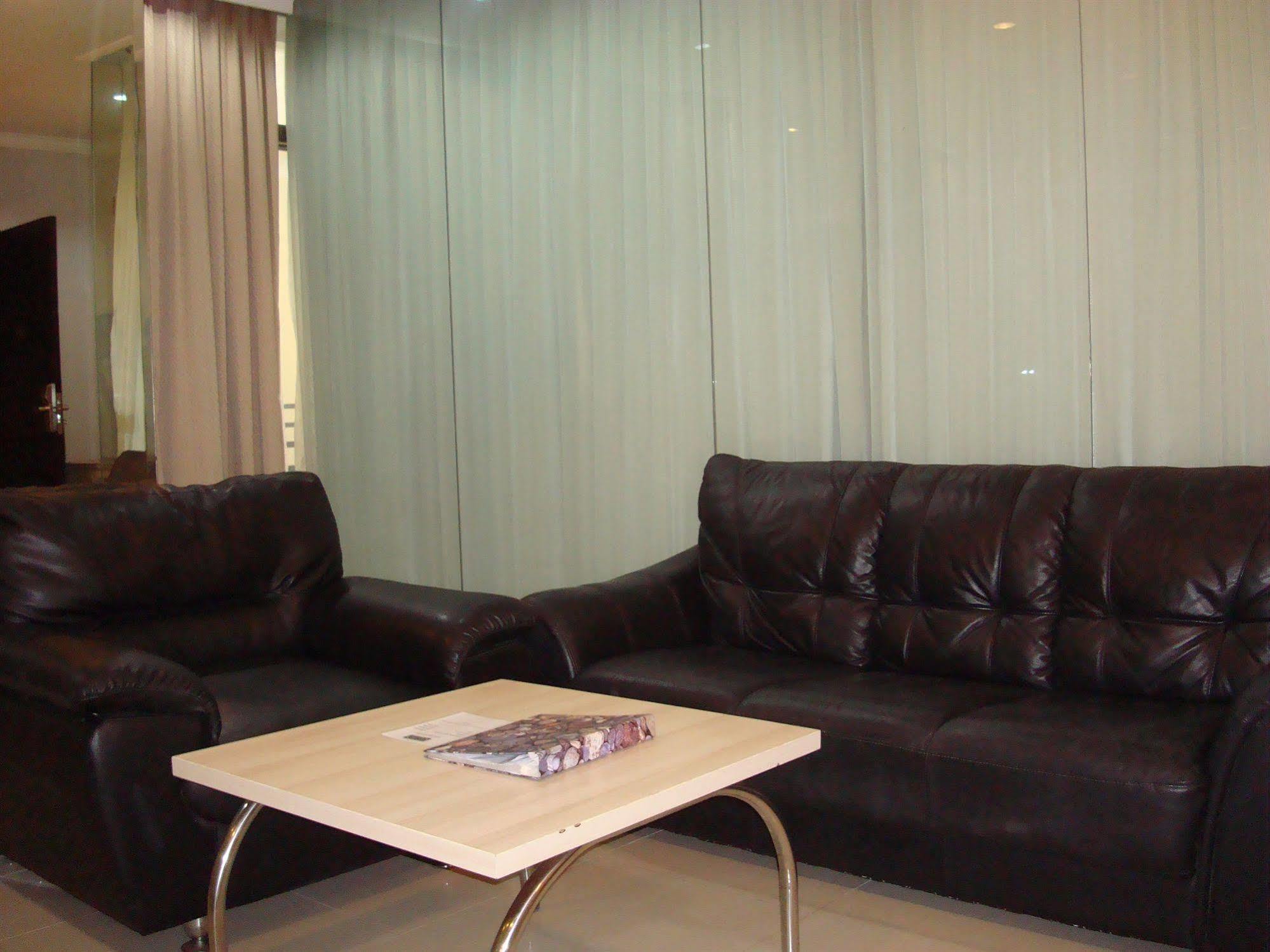 Ap Suite Apartment Kuta Lombok Exteriér fotografie